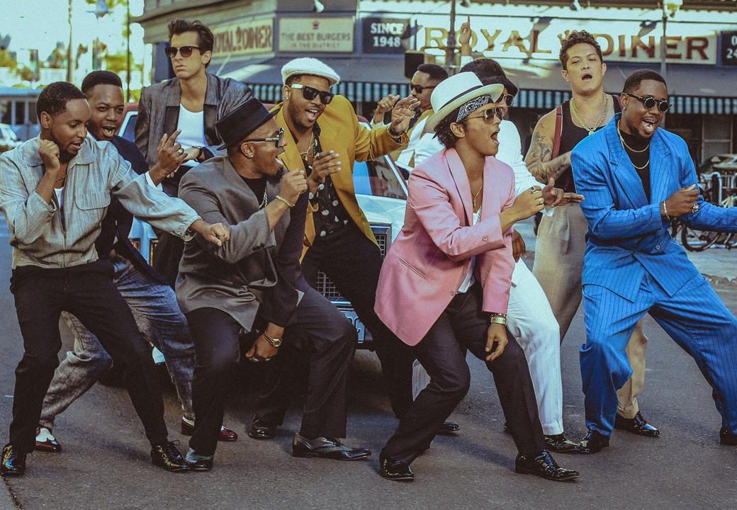 Mark Ronson and Rag'N'Bone Man win at UK MVAs 2015