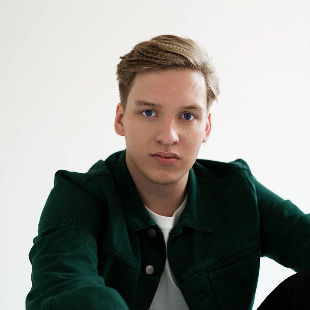 Vote for George Ezra at the British Podcast Awards